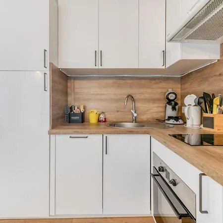 Cosy, Vue Sur La Montagne 莱德萨阿尔卑斯